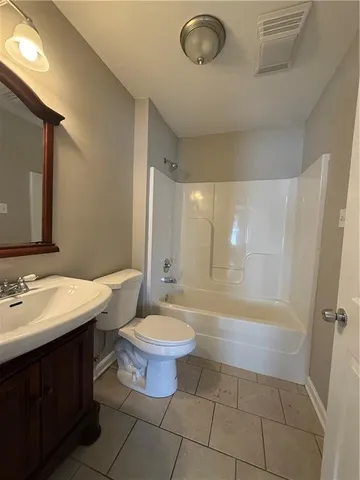 $1,500 | 228 Barton Avenue, Luling, LA 70070