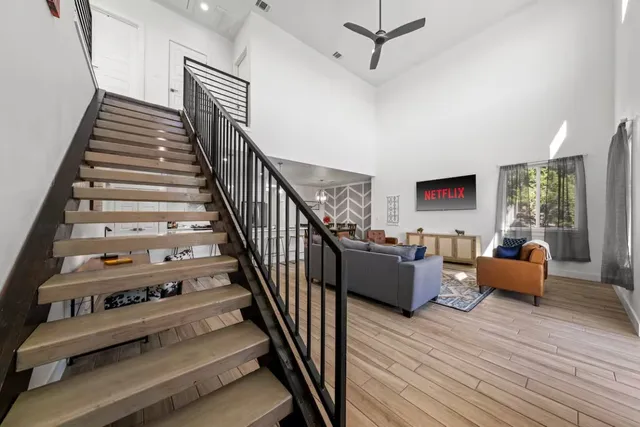 $543,000 | 18401 Valley Hill Lane, Point Venture, TX 78645