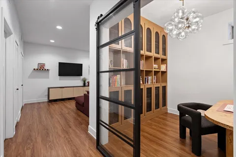 $1,225,000 | 610 North Damen Avenue, Chicago, IL 60612