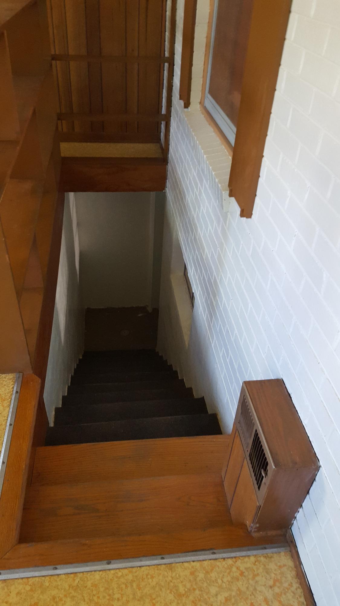 1927 Laura Road Northwest Roanoke, VA 24017 - Photo 13 of 19 a view of entryway