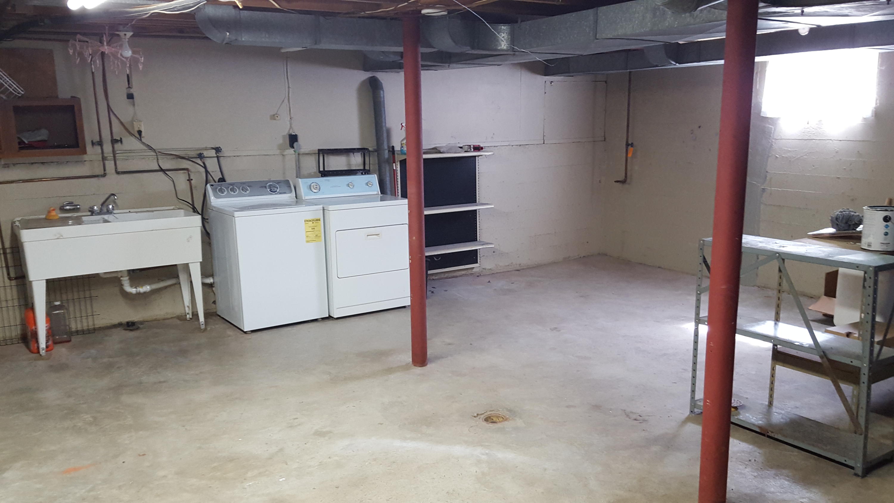 1927 Laura Road Northwest Roanoke, VA 24017 - Photo 15 of 19 a utility room with dryer and washer