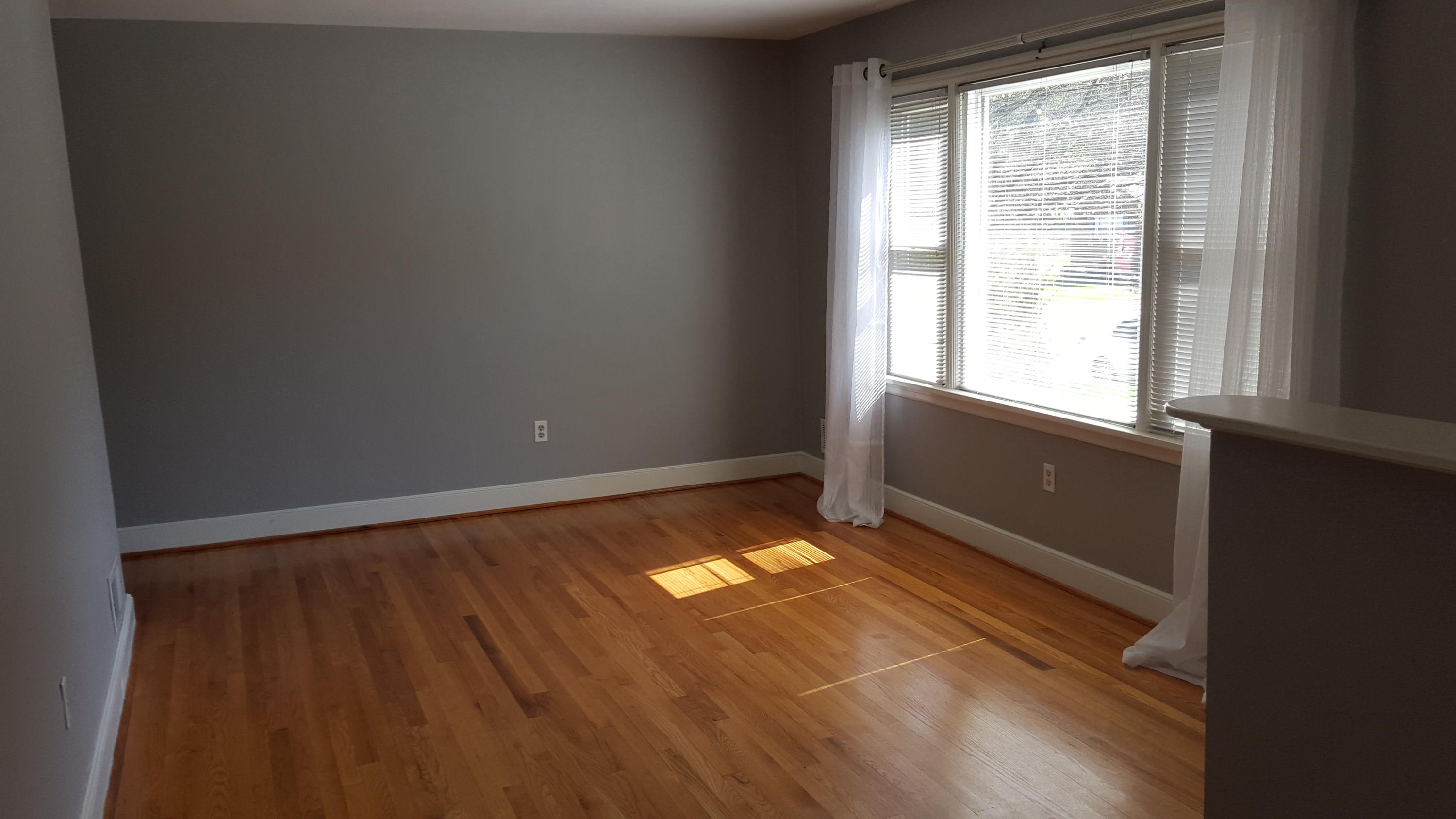 1927 Laura Road Northwest Roanoke, VA 24017 - Photo 5 of 19 a view of an empty room and window