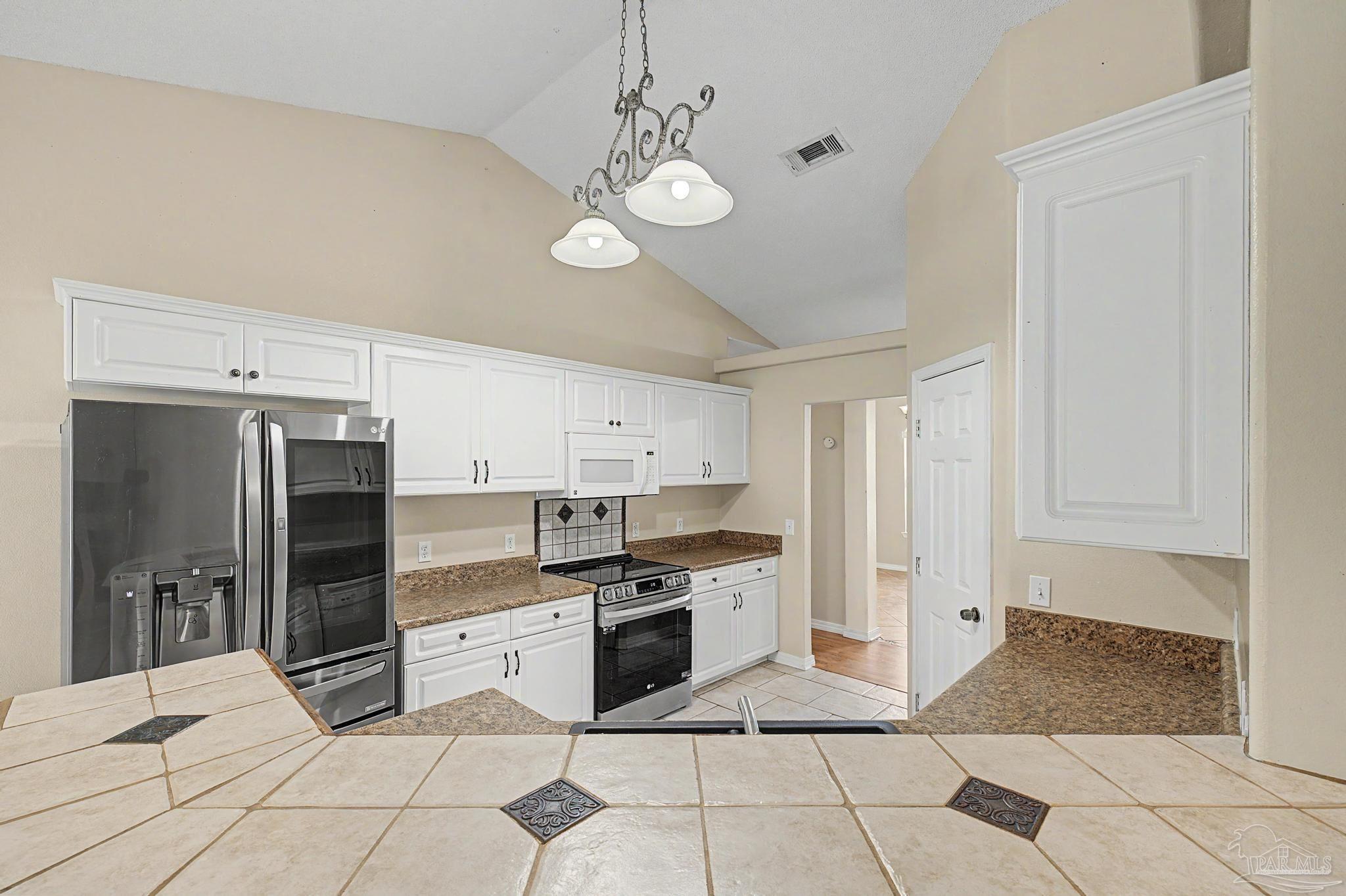 7145 Woodside Road Pensacola, FL 32526 - Photo 16 of 54