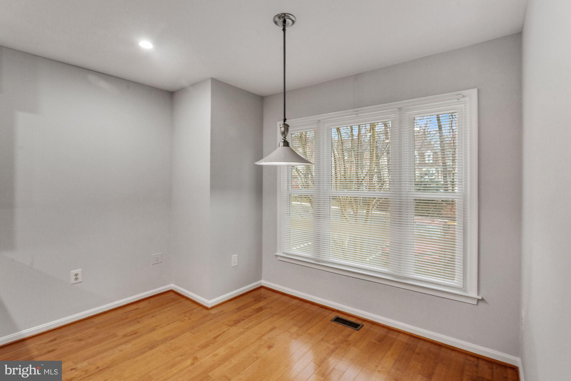7225 Olde Lantern Way Springfield, VA 22152 - Photo 9 of 31 Dining Room