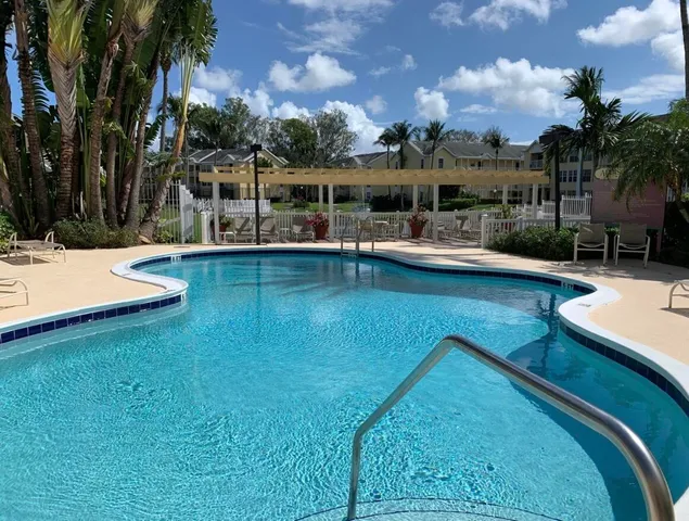 $2,250 | 6315 La Costa Drive, Unit E, Boca Raton, FL 33433