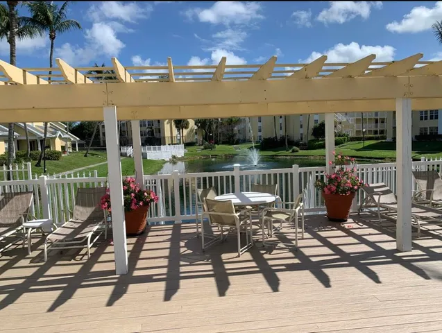 $2,250 | 6315 La Costa Drive, Unit E, Boca Raton, FL 33433