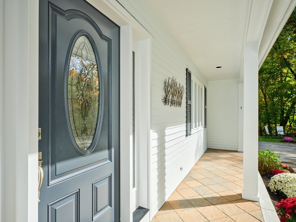 7 Uplands Road Littleton, MA 01460 - Photo 3 of 42