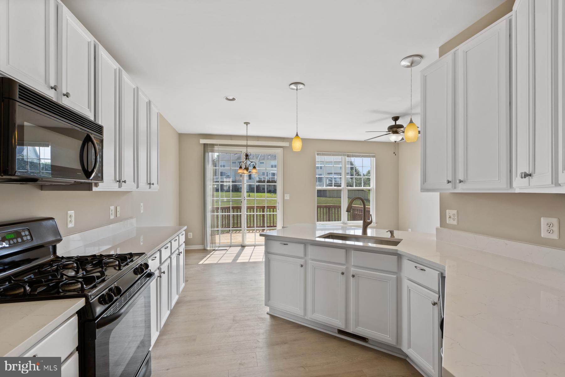 9147 Ribbon Falls Loop Bristow, VA 20136 - Photo 21 of 53