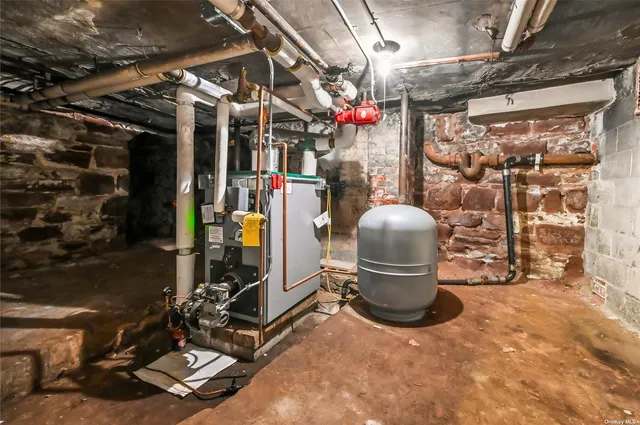 $2,499,999 | 260 Hicks Street | Brooklyn Heights