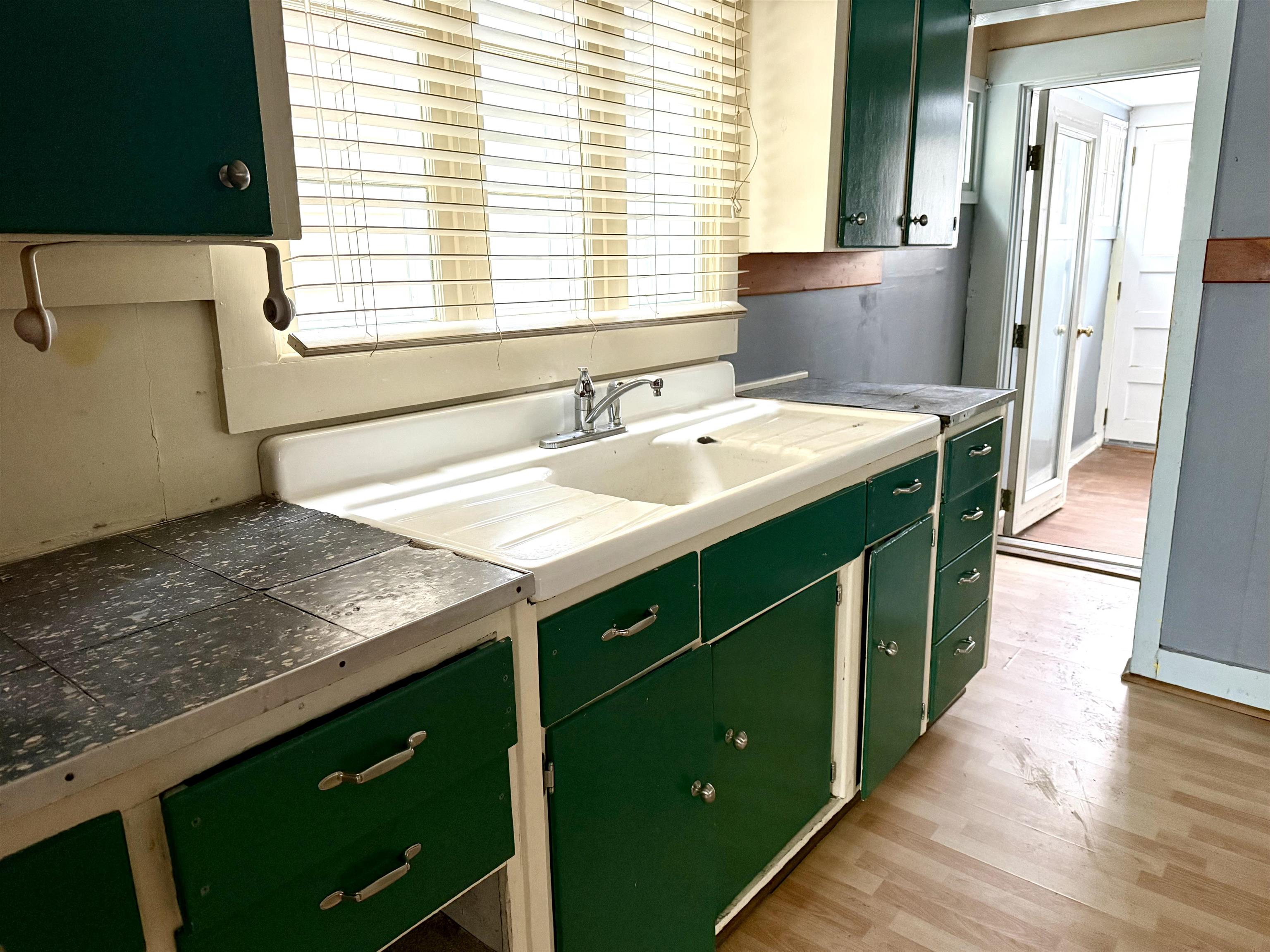 14 First Street Barre, VT 05641 - Photo 4 of 28