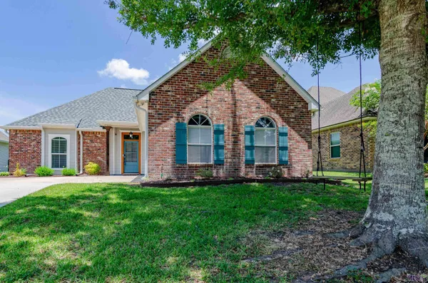 $408,000 | 12258 River Highlands Drive, St. Amant, LA 70774