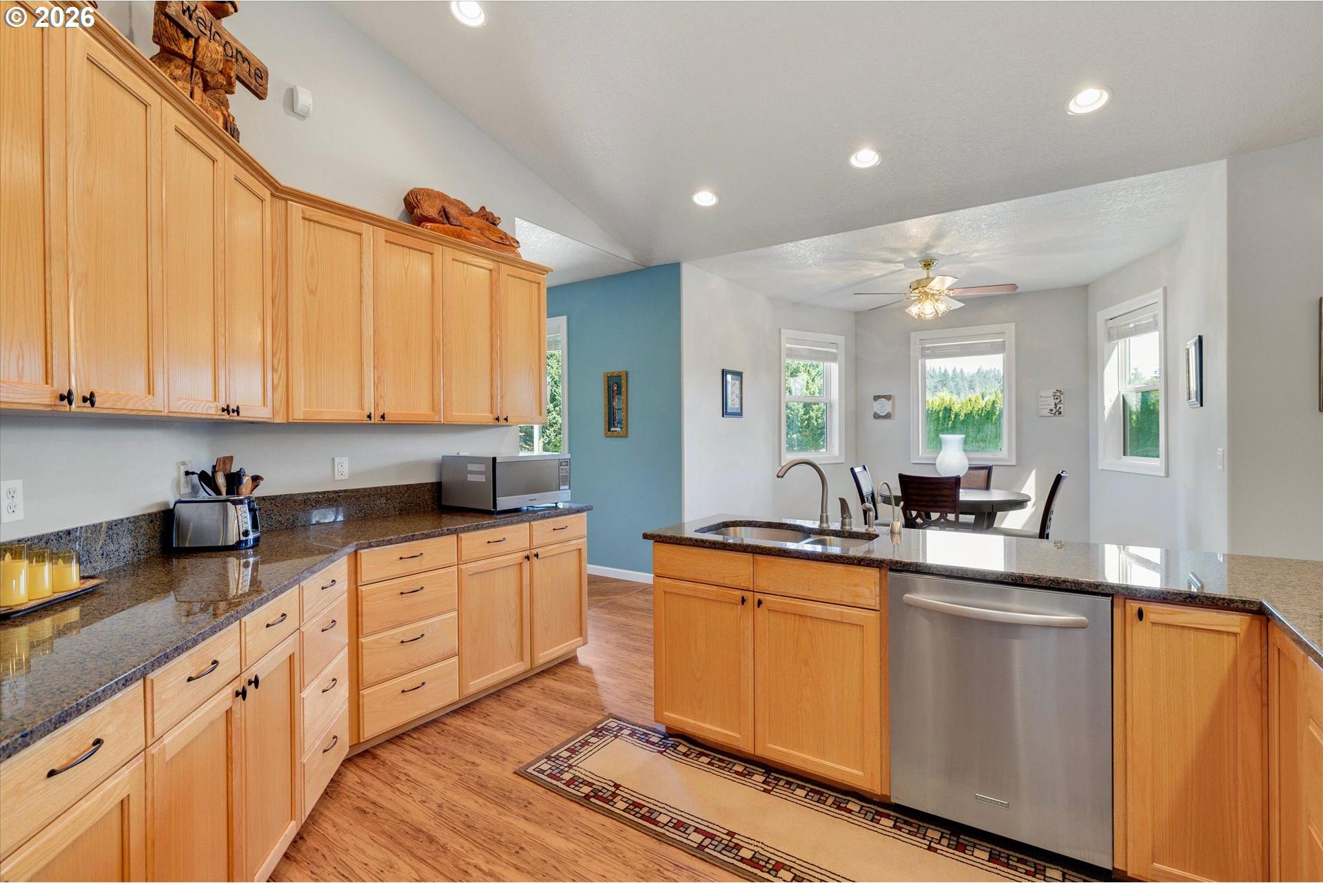 14323 South Graves Road Mulino, OR 97042 - Photo 13 of 46 Gallery Image 13