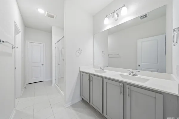 $2,275 | 7326 Barlow Grove, San Antonio, TX 78244