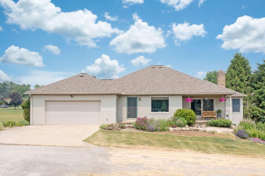 1707 Lexington Ontario Road Mansfield, OH 44904 - Photo 5 of 81 1707LexingtonOntarioRoadExt_Hommati102(2