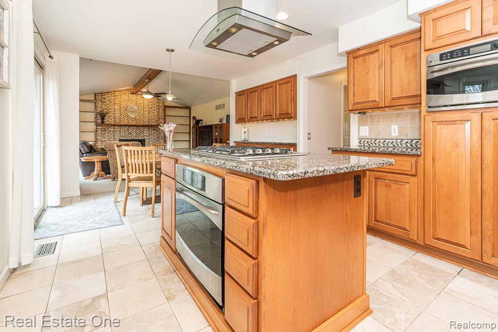1771 Quincy Drive Rochester Hills, MI 48306 - Photo 11 of 30