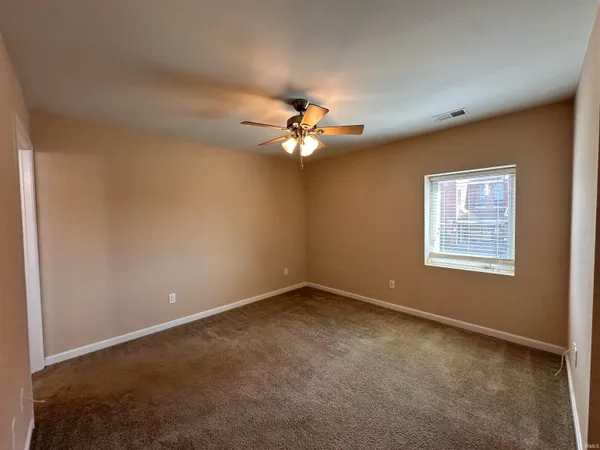 $1,100 | 2301 West Michigan Street, Unit F, Evansville, IN 47712