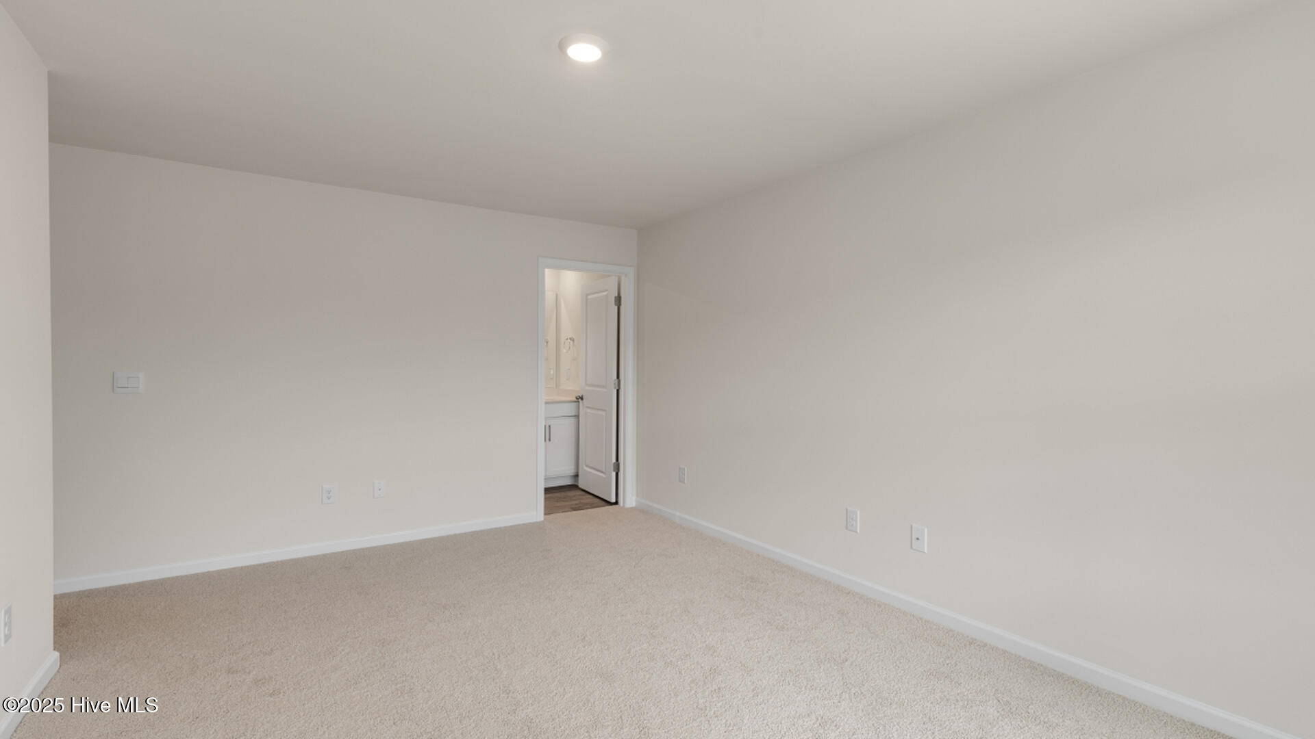 1000 Rhett Way, Unit B Greenville, NC 27834 - Photo 3 of 22 3300 Tatlock Way B