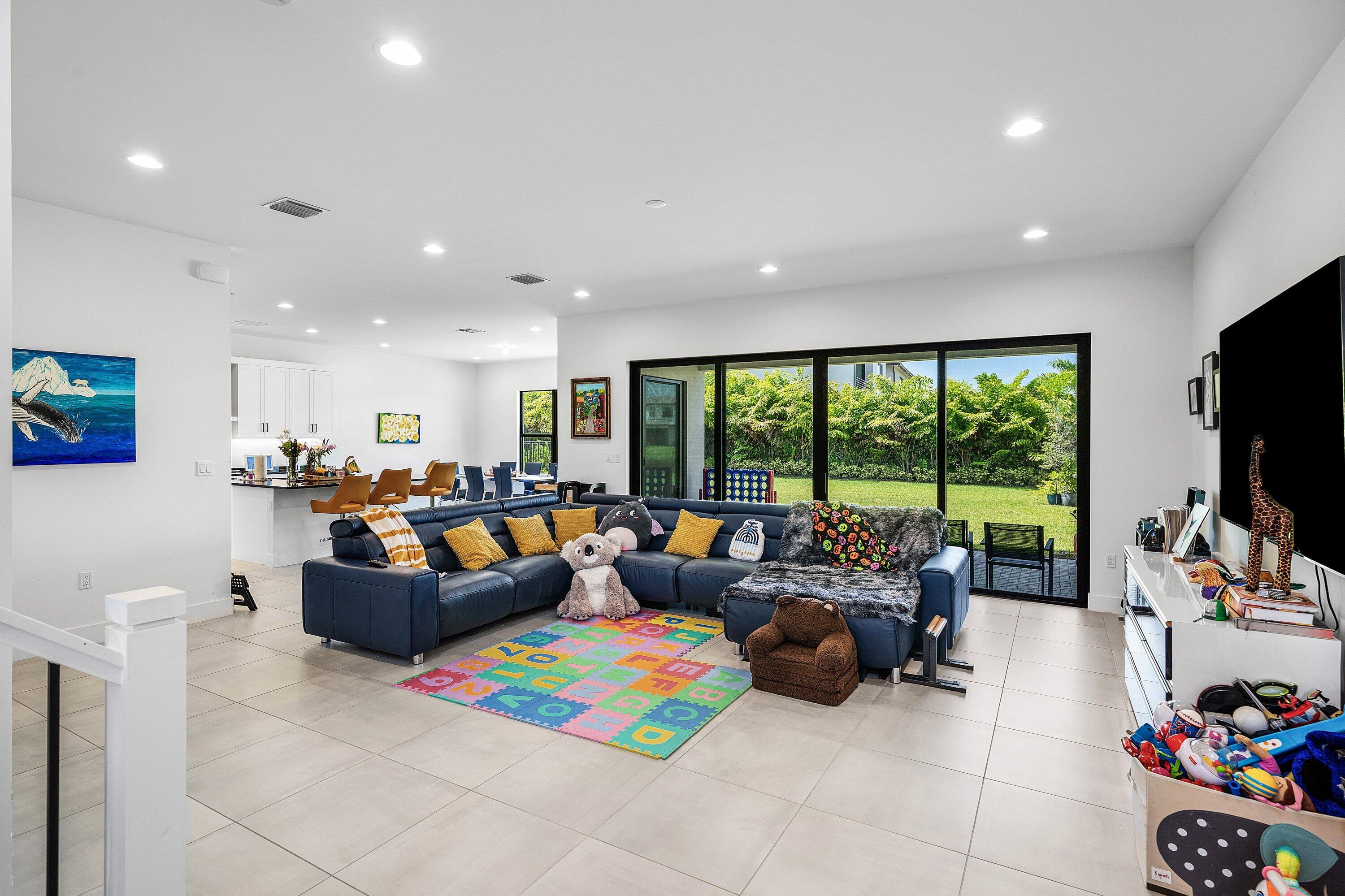 8381 Fishers Is Way Boca Raton, FL 33434 - Photo 10 of 97 008-8381FishersIslandWay-BocaRaton-FL-33