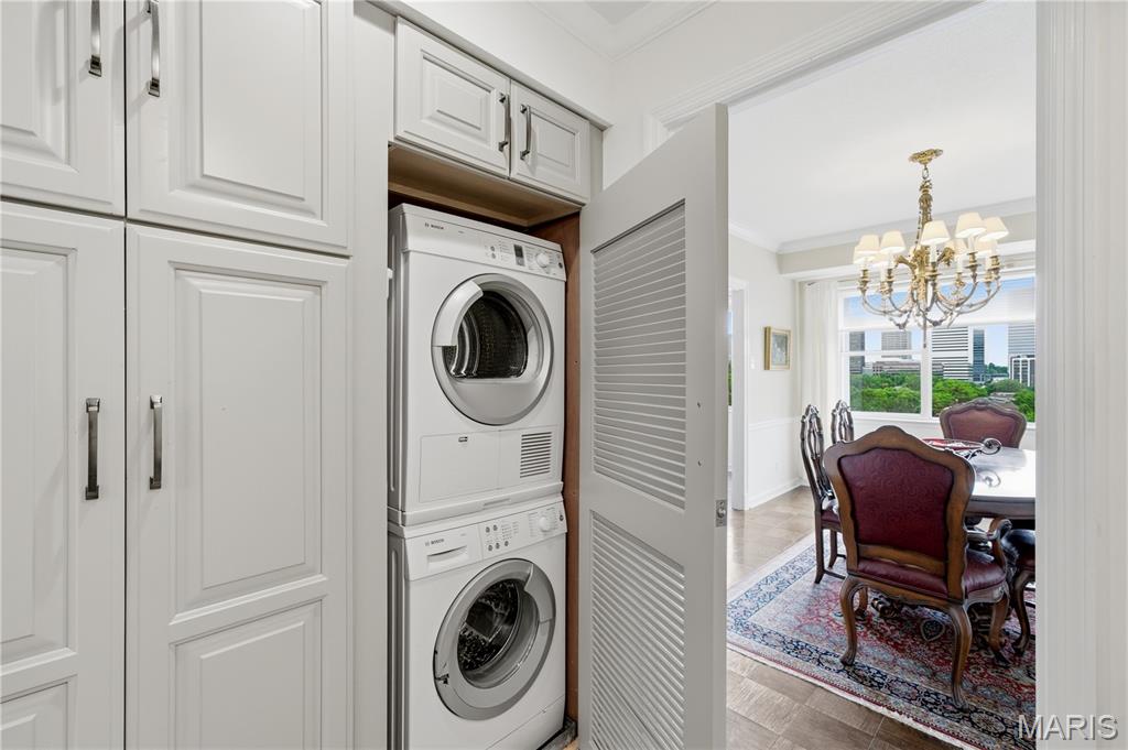 710 South Hanley Road, Unit 10B Clayton, MO 63105 - Photo 14 of 36