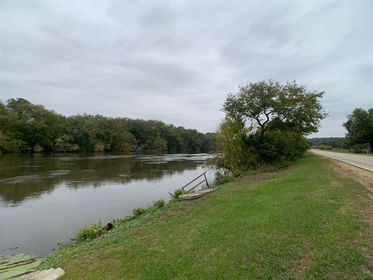 407 North River Road Oregon, IL 61061 - Photo 4 of 15 Gallery Image 4