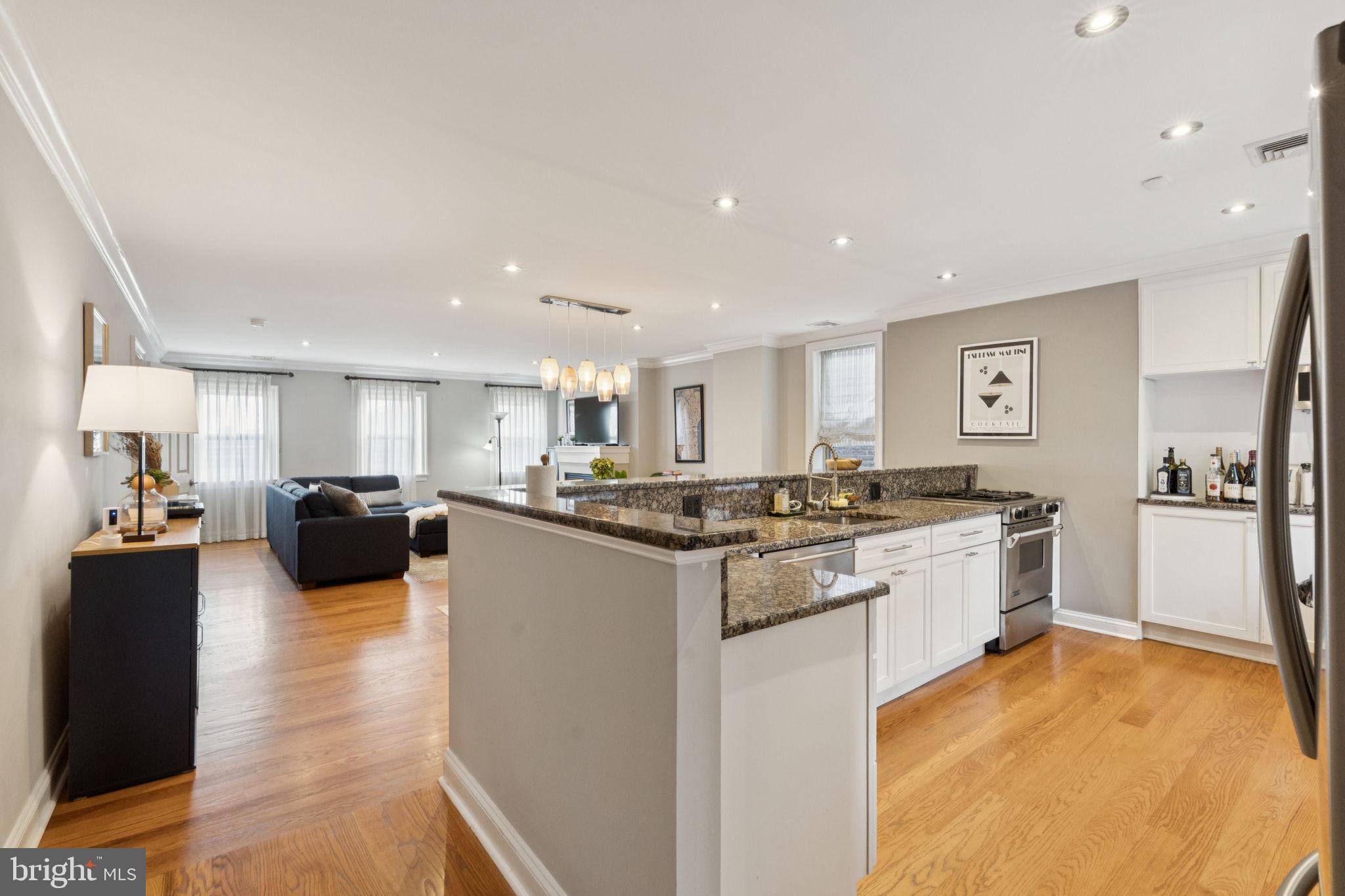 1615 Spruce Street, Unit 400 Philadelphia, PA 19103 - Photo 12 of 48
