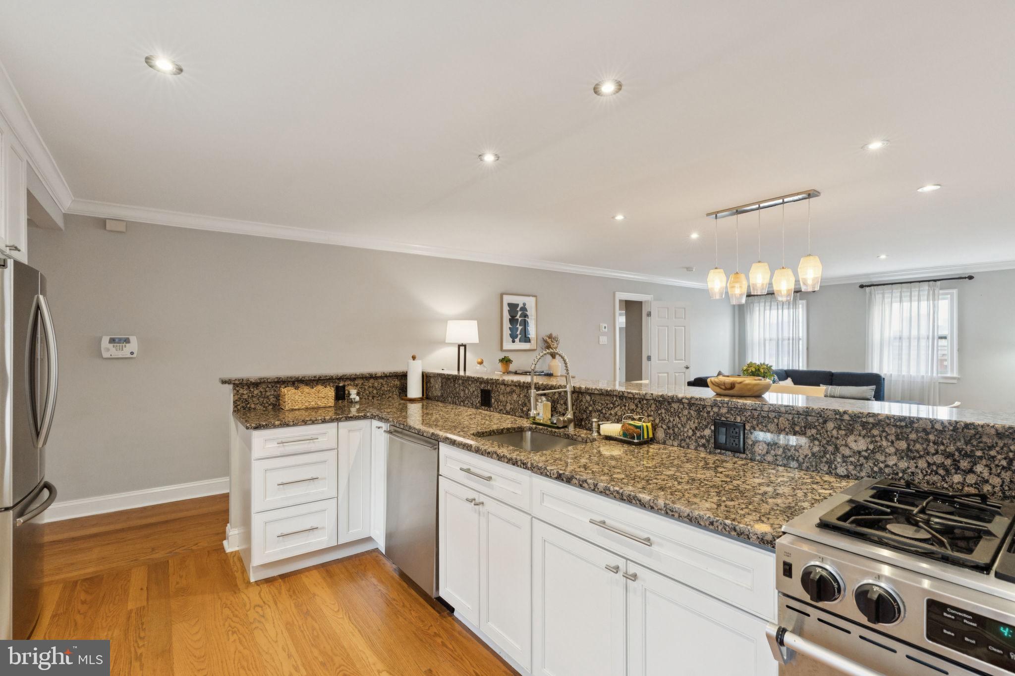 1615 Spruce Street, Unit 400 Philadelphia, PA 19103 - Photo 7 of 48