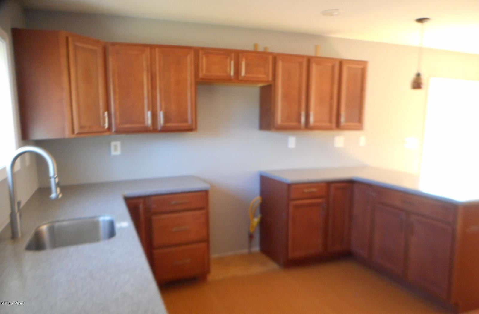 218 Egypt Road Tafton, PA 18464 - Photo 8 of 17