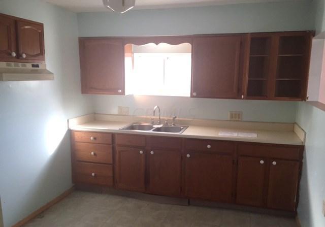 2052 Sale Road Columbus, OH 43224 - Photo 9 of 11