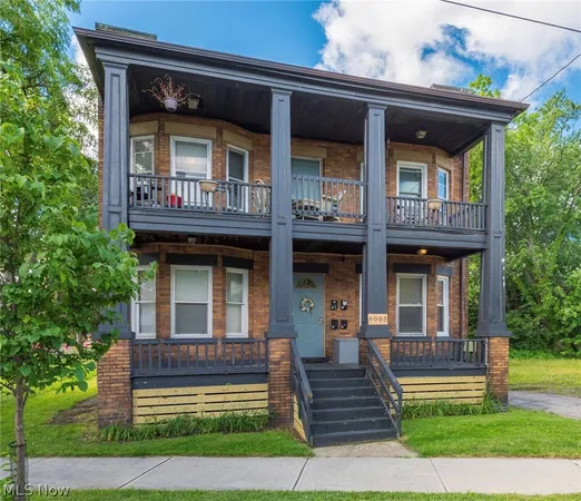$425,000 | 8005 Lake Avenue, Cleveland, OH 44102