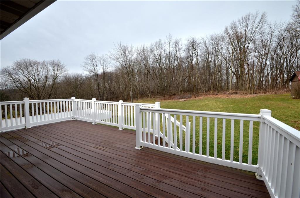 2014 Kentucky Lane Rochester, PA 15074 - Photo 23 of 25