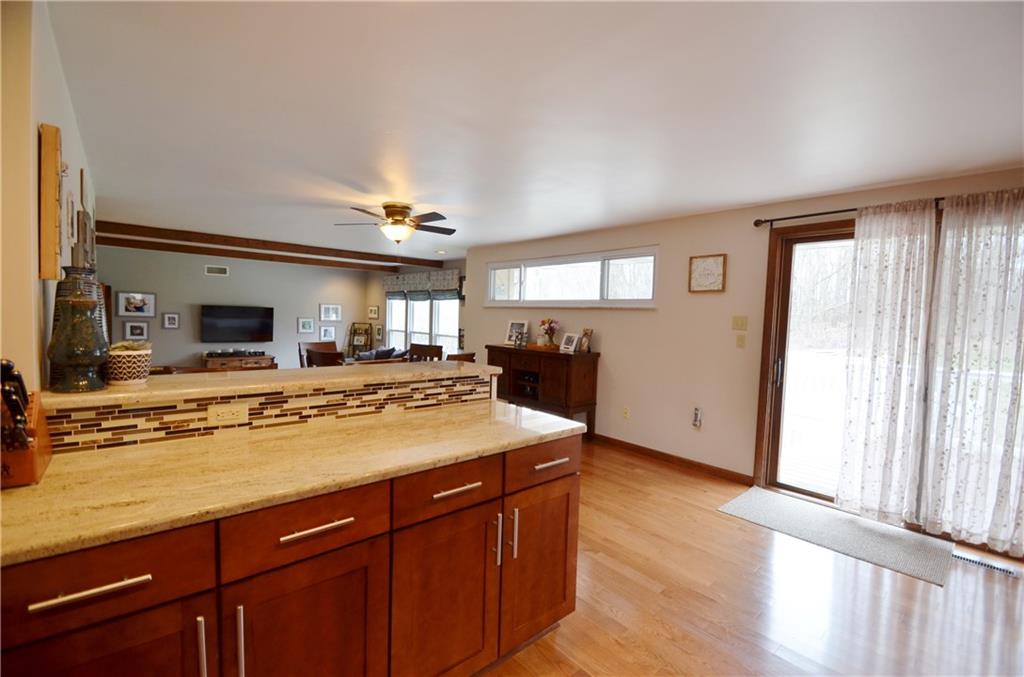 2014 Kentucky Lane Rochester, PA 15074 - Photo 10 of 25