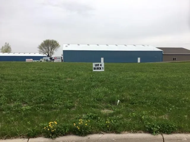 $101,250 | 575 Industrial Boulevard, Watertown, MN 55388