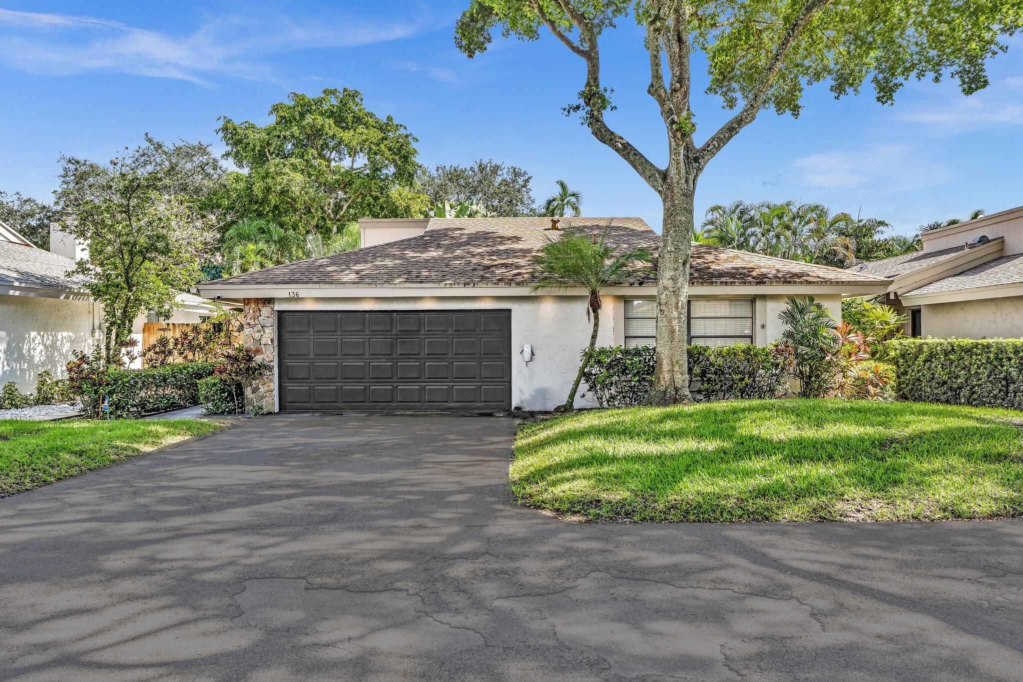 136 Greens Road Hollywood, FL 33021 - Photo 2 of 59 FPP00156