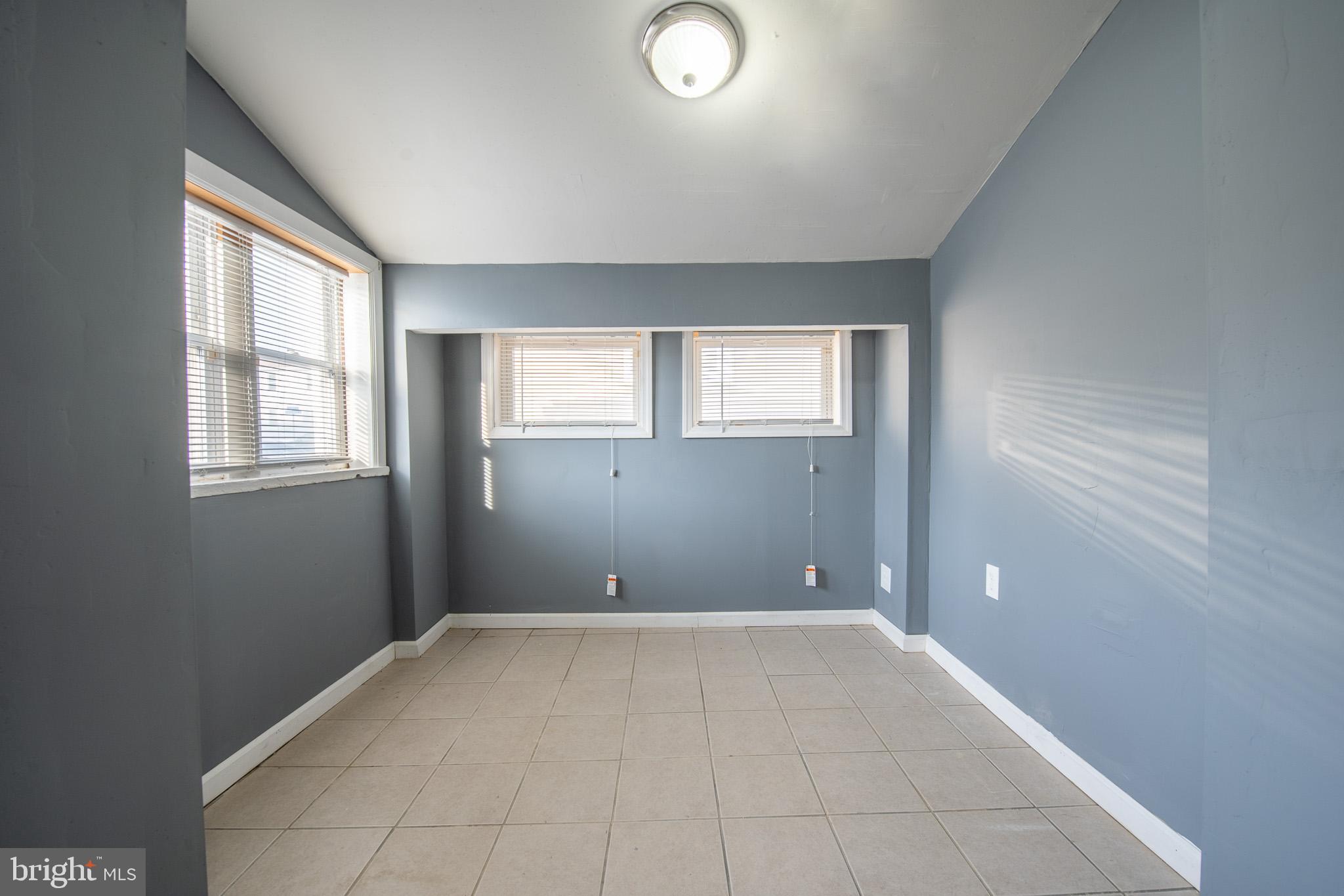 2001 Genesee Street, Unit 3 Hamilton, NJ 08610 - Photo 3 of 6