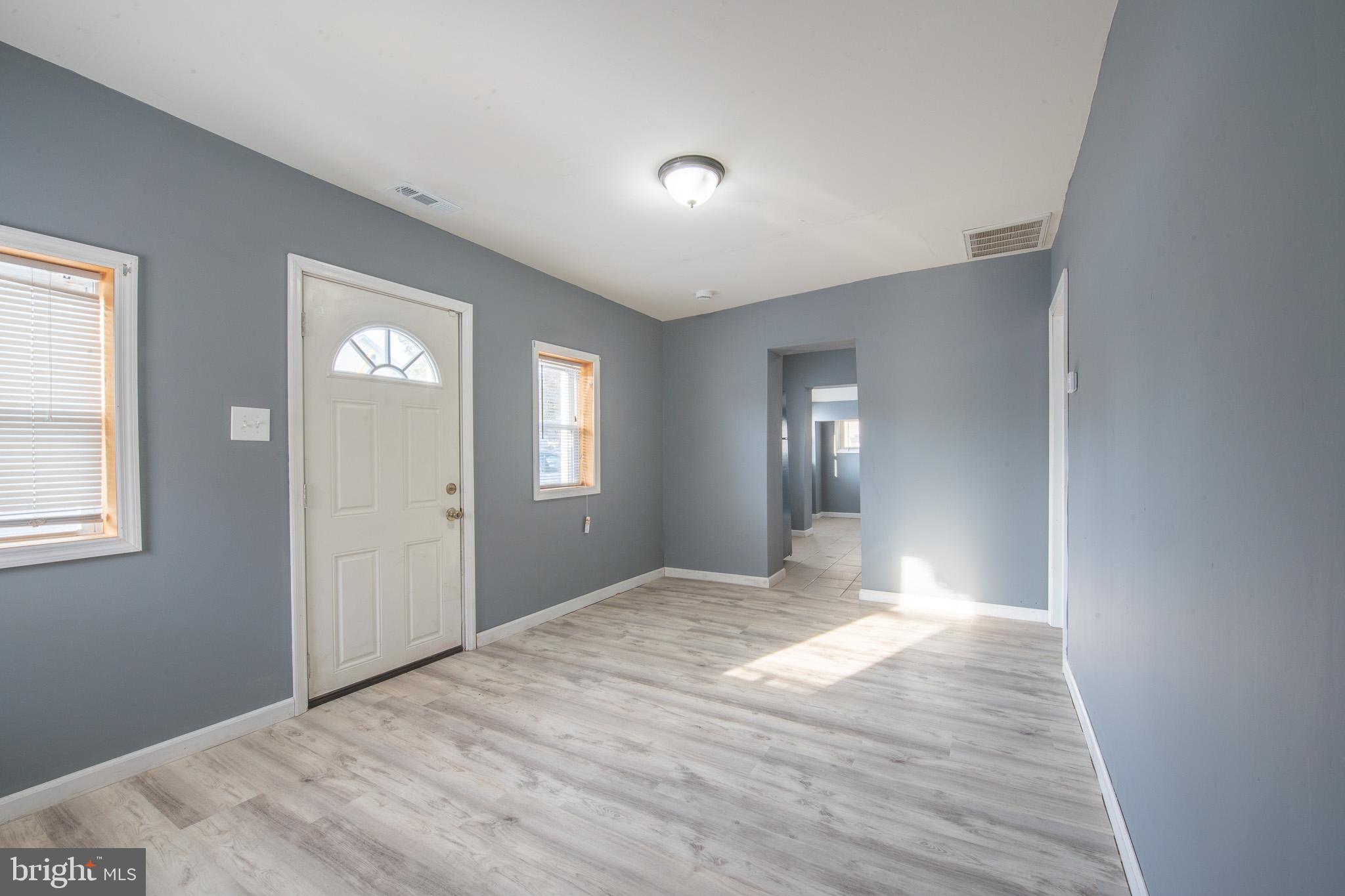 2001 Genesee Street, Unit 3 Hamilton, NJ 08610 - Photo 4 of 6