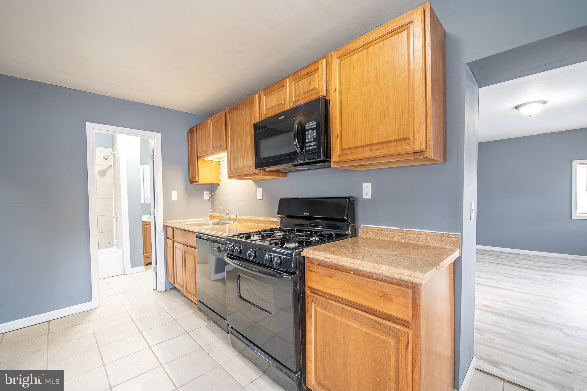 2001 Genesee Street, Unit 3 Hamilton, NJ 08610 - Photo 6 of 6