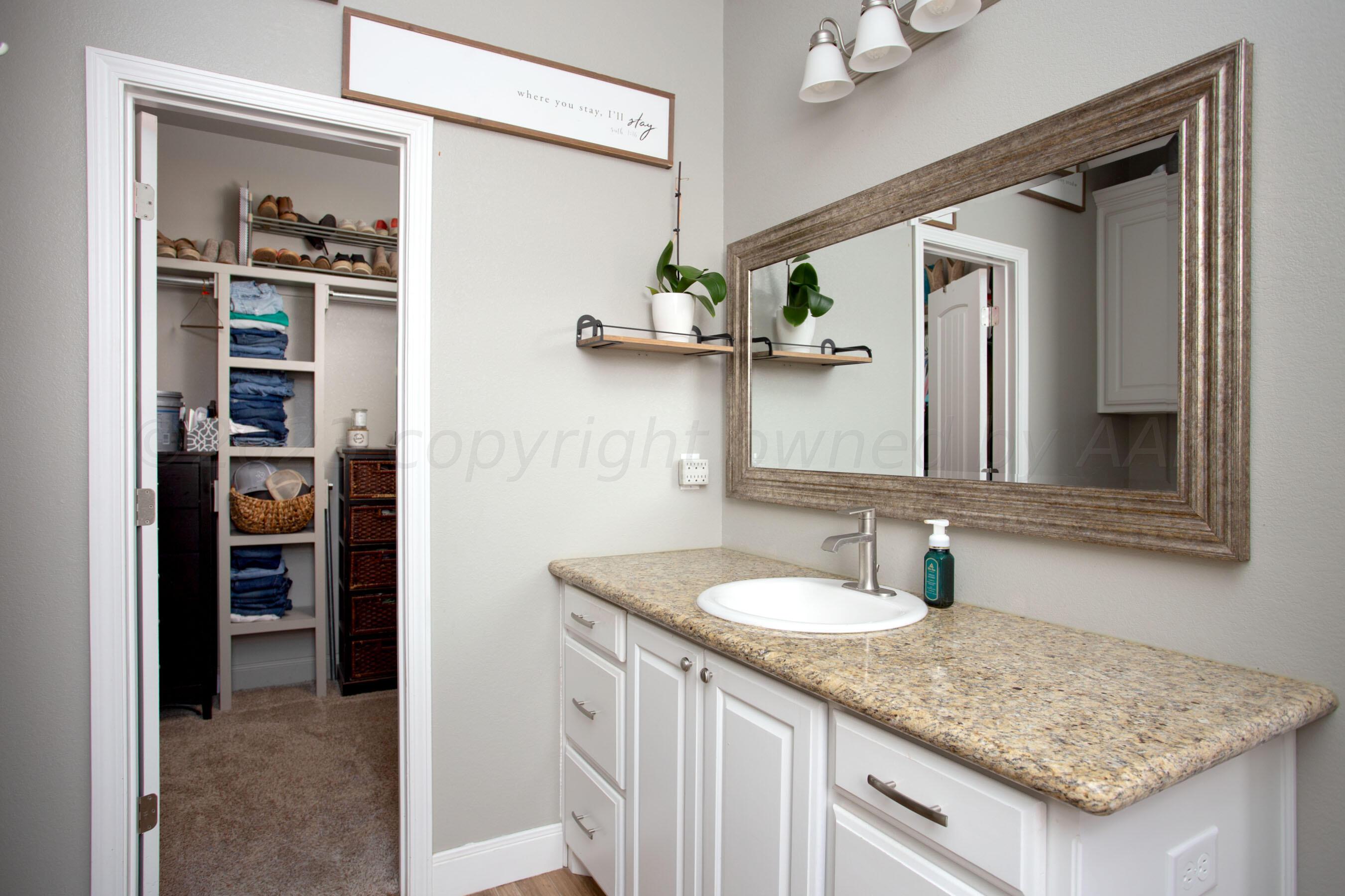 1 Nicci Lane Canyon, TX 79015 - Photo 12 of 24 Master Bath