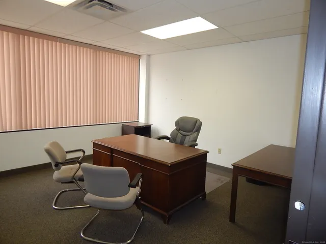 $495 | 2049 Silas Deane Highway, Rocky Hill, CT 06067