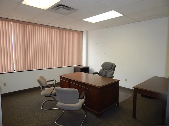 $495 | 2049 Silas Deane Highway, Rocky Hill, CT 06067