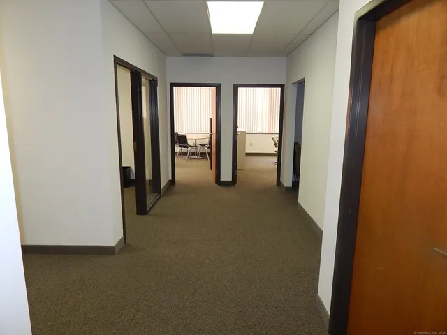 $495 | 2049 Silas Deane Highway, Rocky Hill, CT 06067