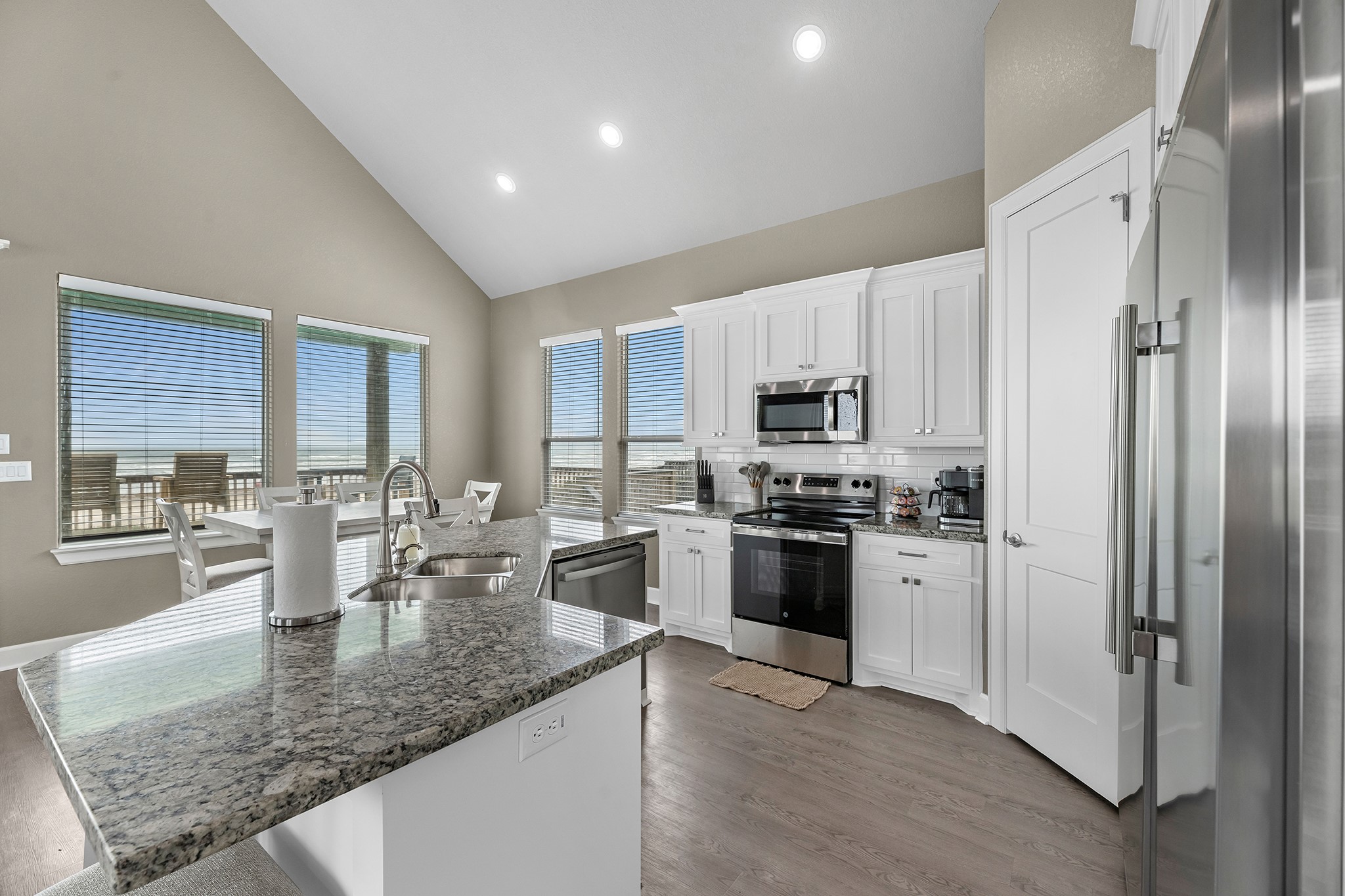 4723 Bluewater Drive Freeport, TX 77541 - Photo 16 of 43