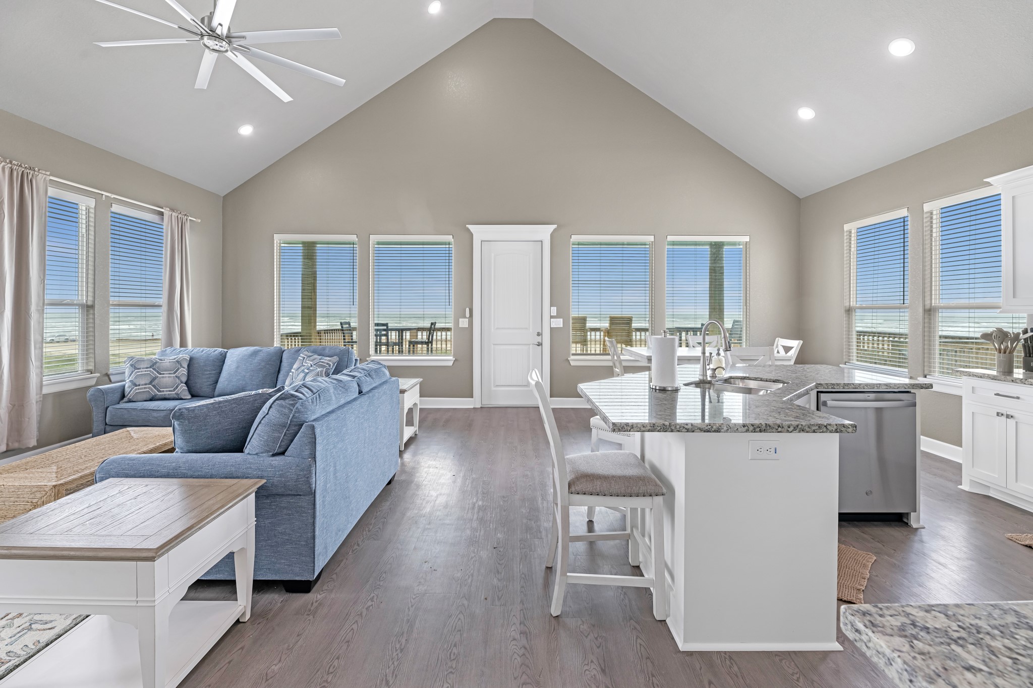 4723 Bluewater Drive Freeport, TX 77541 - Photo 8 of 43