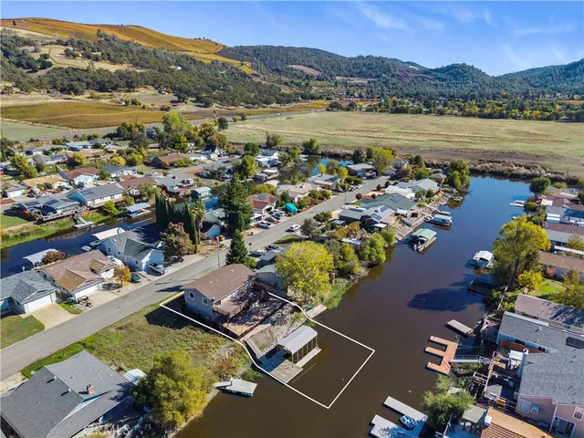 $390,000 | 13353 Driftwood Village, Clearlake Oaks, CA 95423