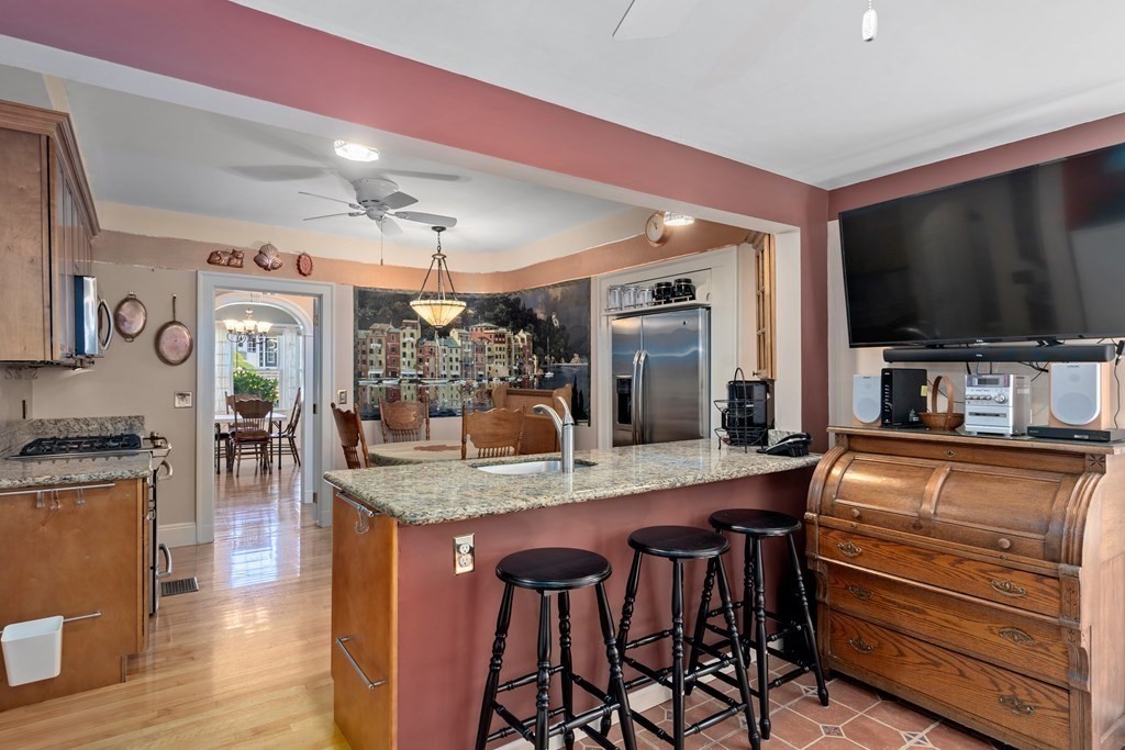 95 Monroe Road, Unit 1 Quincy, MA 02169 - Photo 8 of 17 Gallery Image 8