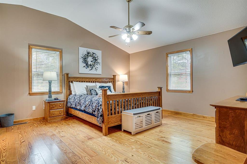 697 Zeppelin Strasse Helen, GA 30545 - Photo 15 of 41 a bedroom with a bed and window