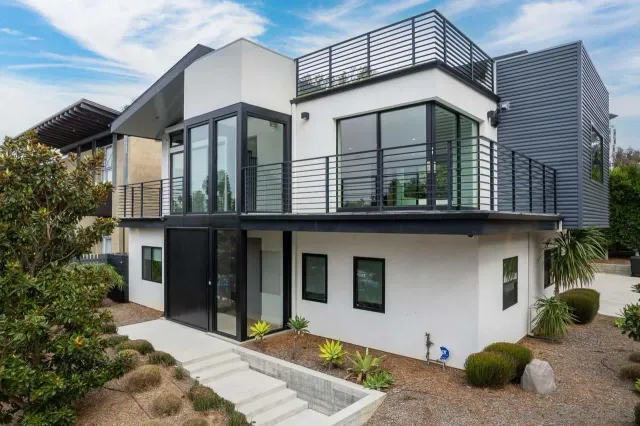 $3,700,000 | 9455 Poole Street, La Jolla, CA 92037