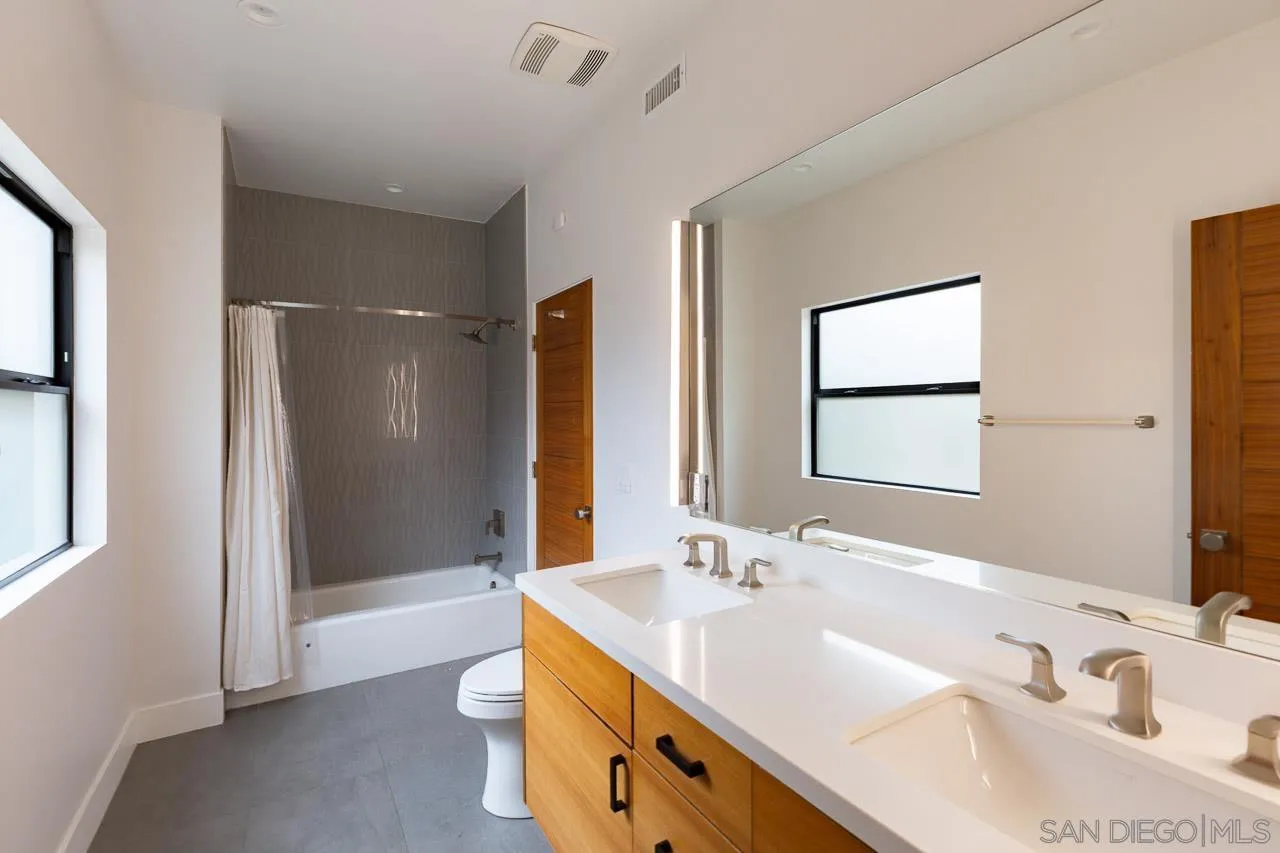 9455 Poole Street La Jolla, CA 92037 - Photo 24 of 49