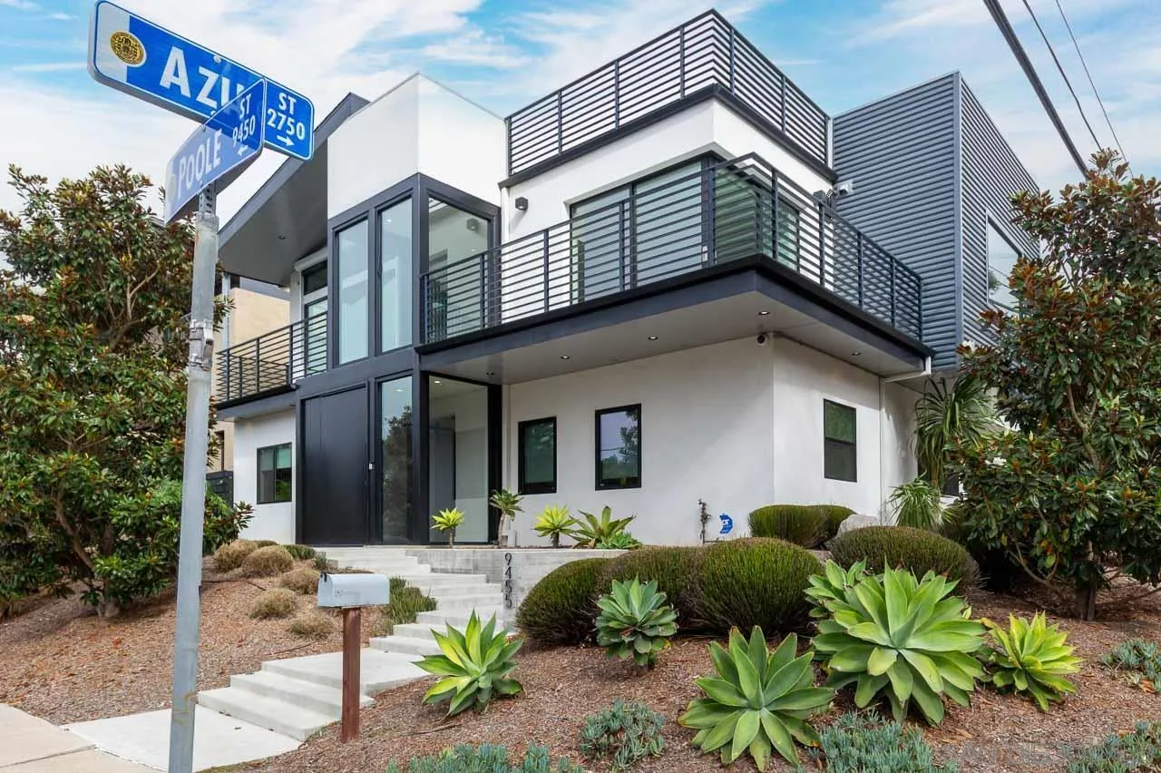 9455 Poole Street La Jolla, CA 92037 - Photo 3 of 49