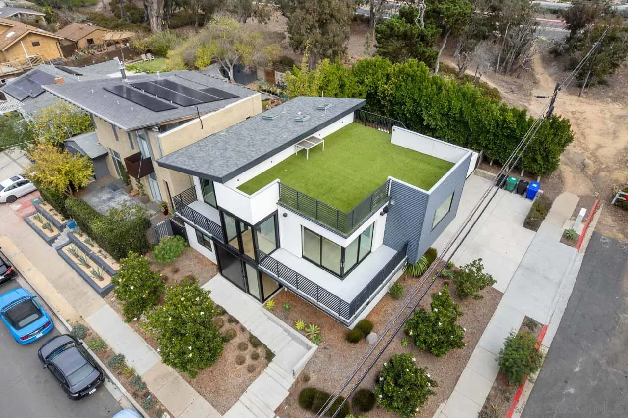 9455 Poole Street La Jolla, CA 92037 - Photo 31 of 49