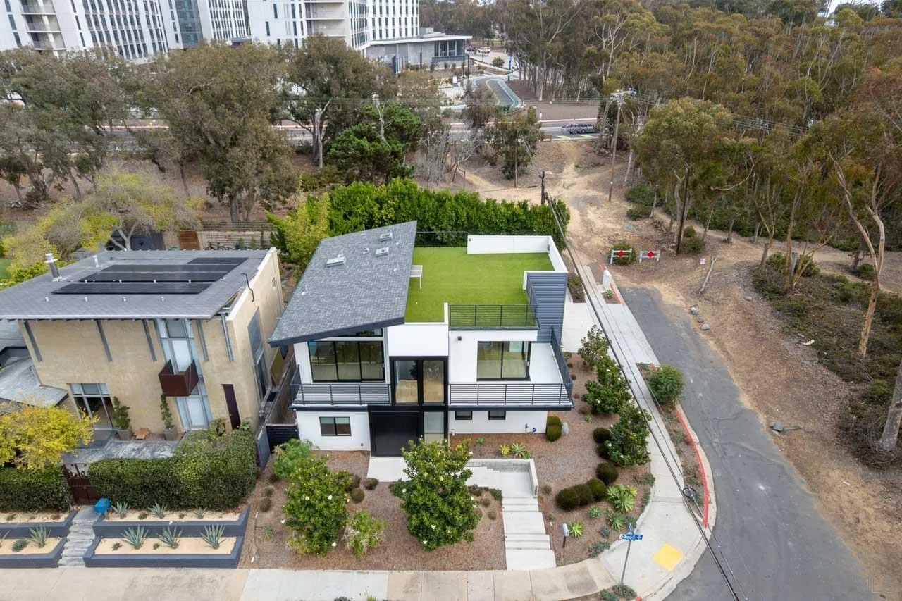 9455 Poole Street La Jolla, CA 92037 - Photo 32 of 49